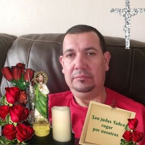 Meet your Posher, Adrian cuevas